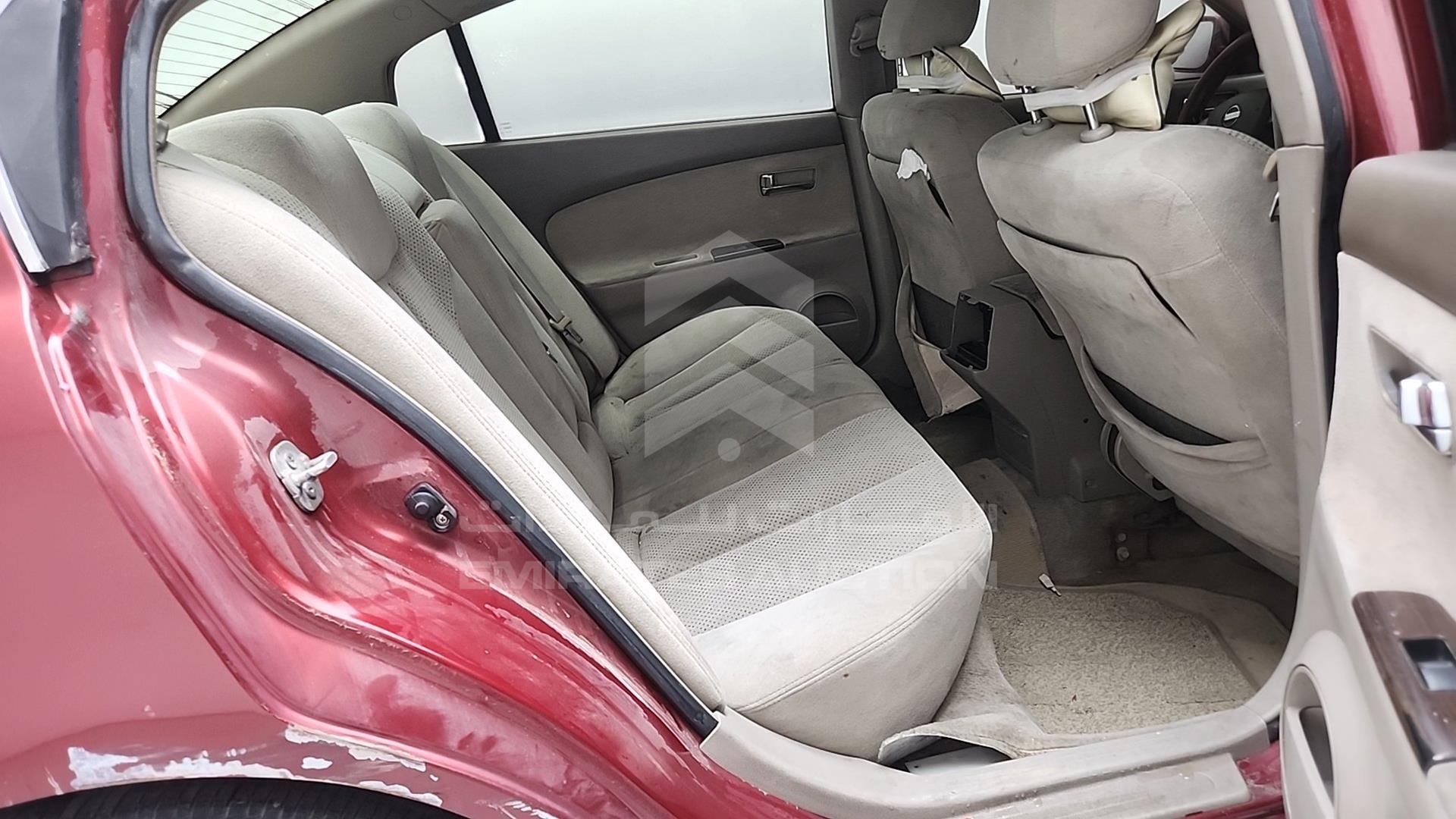 2005 NISSAN ALTIMA VIN: 1N4AL11D95C162837