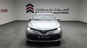 تويوتا كامري 2019 — الزاوية الأمامية بالكامل — صورة 1 — صورة مصغرة