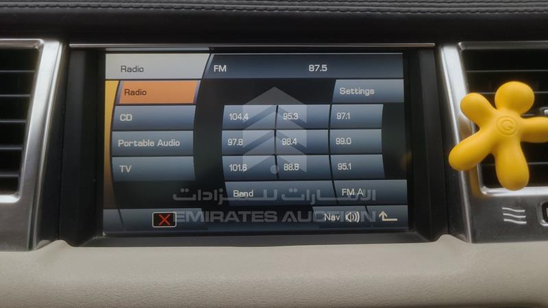 SALLSAAE4AA233314 Auction: EmiratesAuction Lot: 409182 SALLSAAE4AA233314 Range Rover Sport 2010 BLACK Photo 24