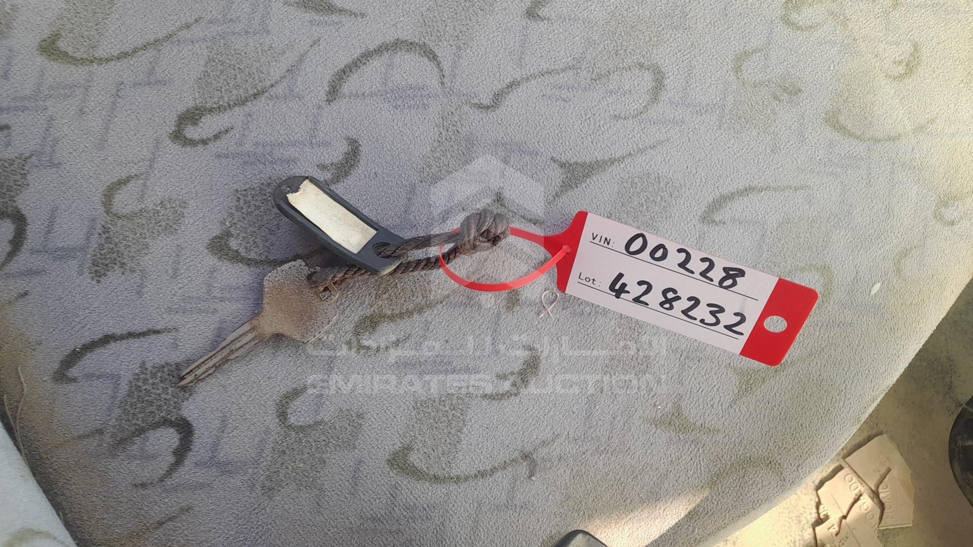 1994 NISSAN DIESEL UD VIN: CLF87L00228