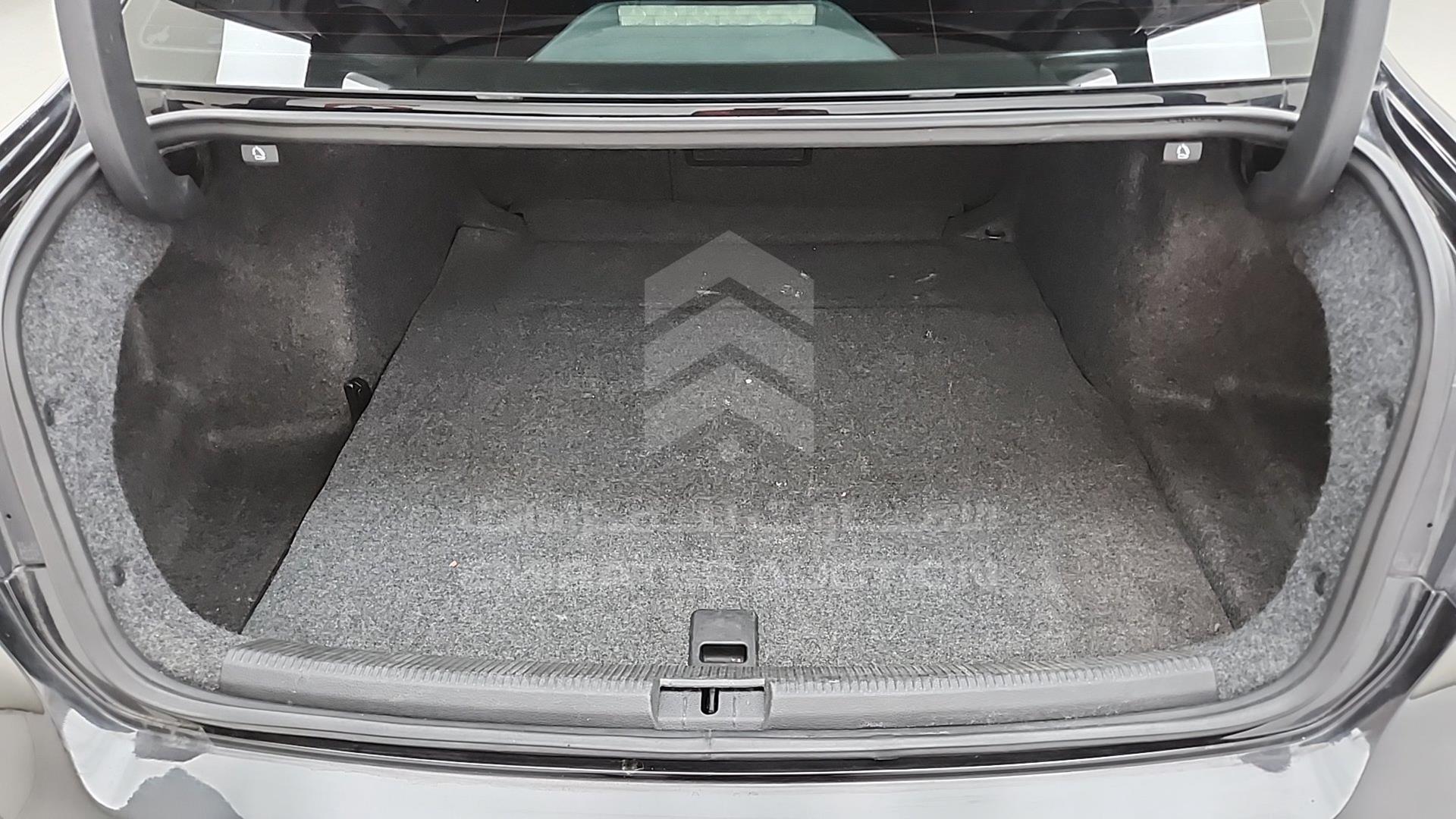 2015 VOLKSWAGEN PASSAT VIN: WVWCR7A38FC001182