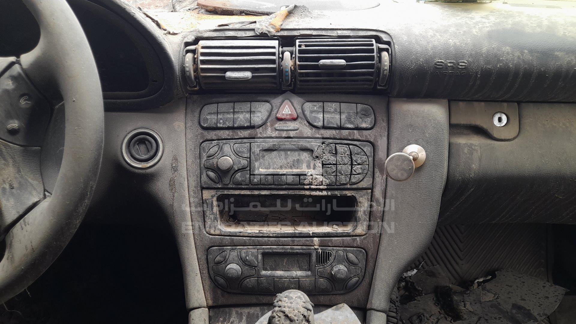 0 MERCEDES C200 VIN: WDB2030451F152756