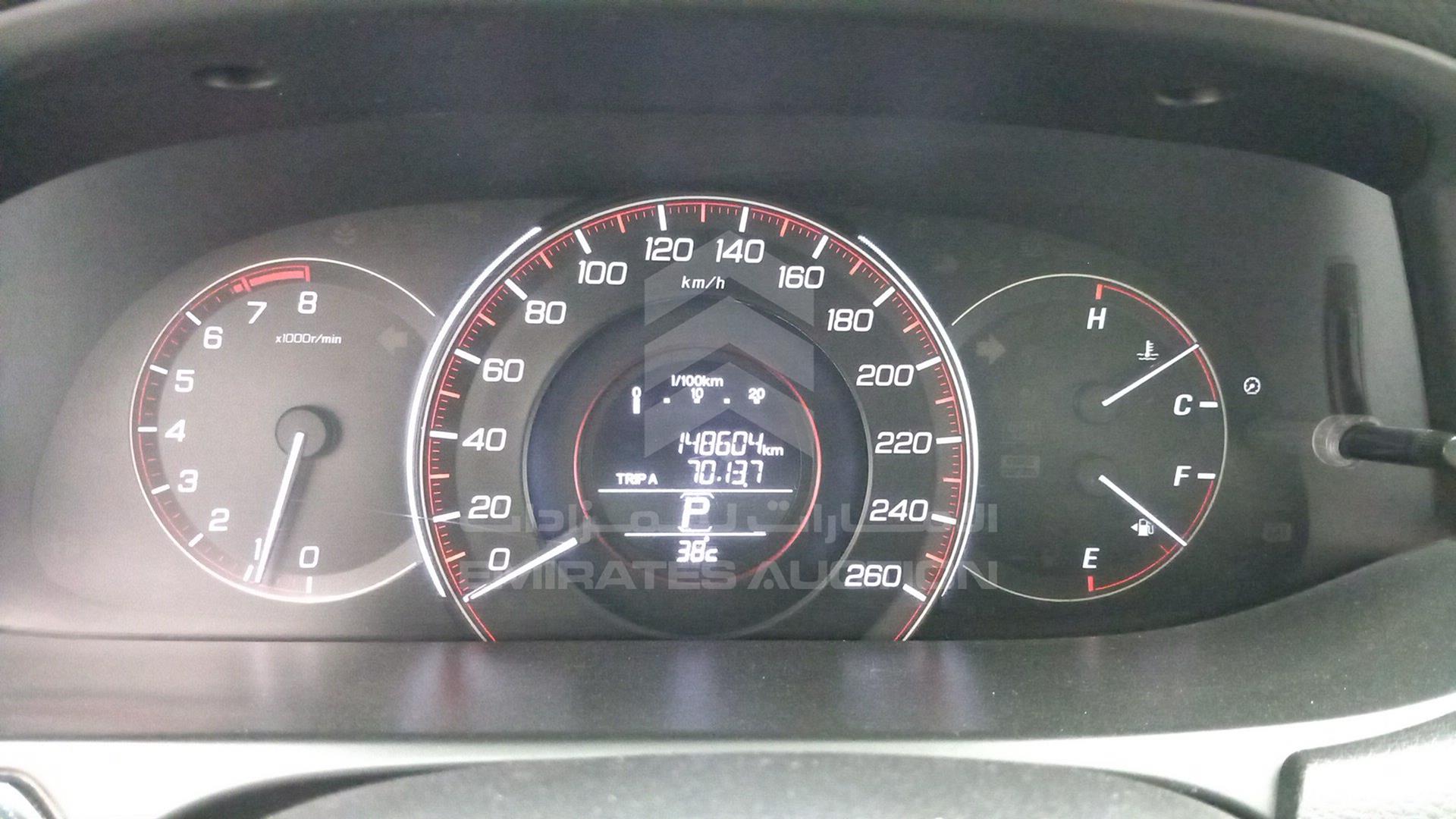 2016 HONDA ACCORD VIN: LUCCR3643G3400962