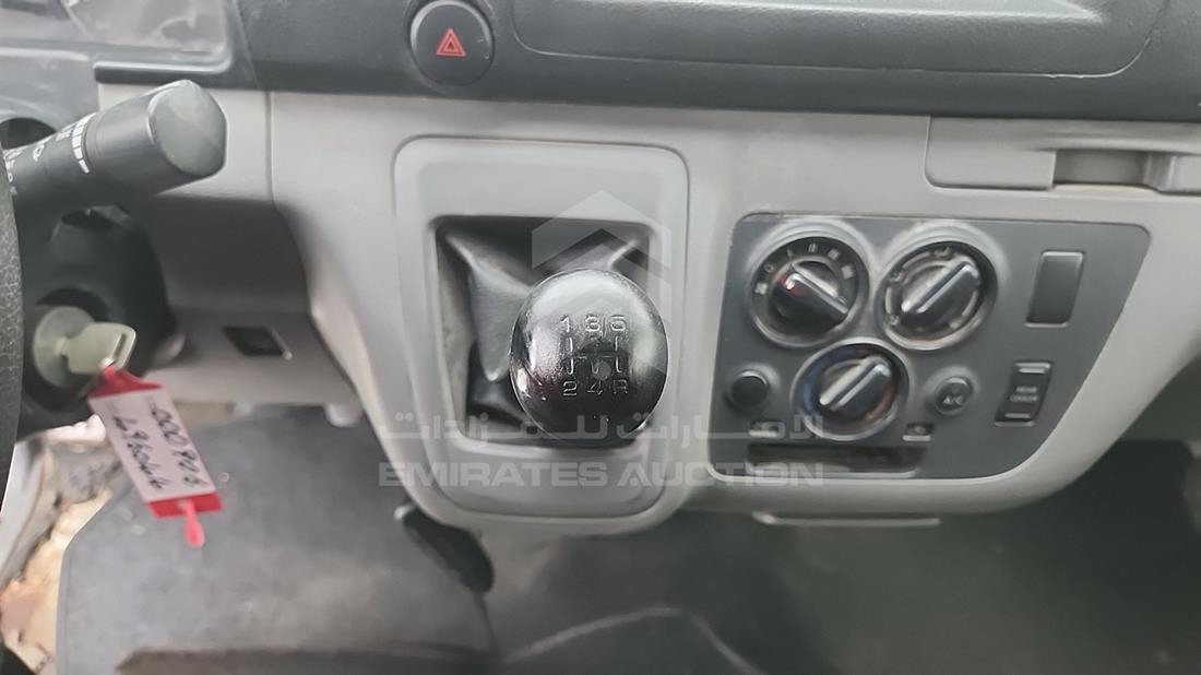 2014 Nissan Urvan — Gear View — Photo 12