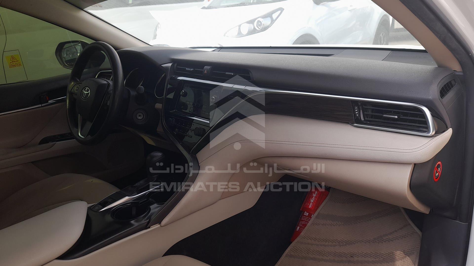 2018 TOYOTA CAMRY VIN: JTNBF9HK4J3014819