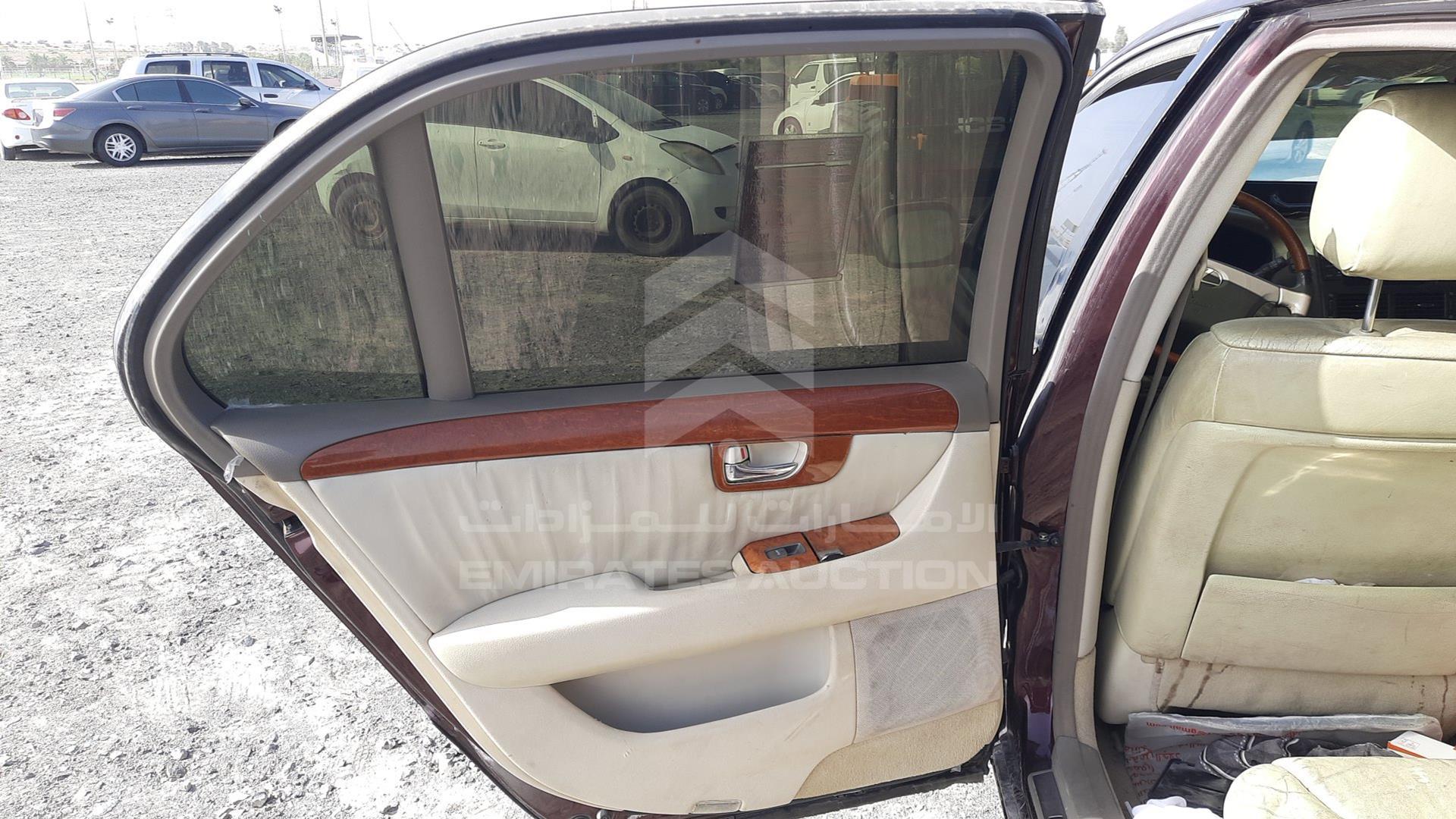 2001 LEXUS LS 430 VIN: JTHBN30F310038094