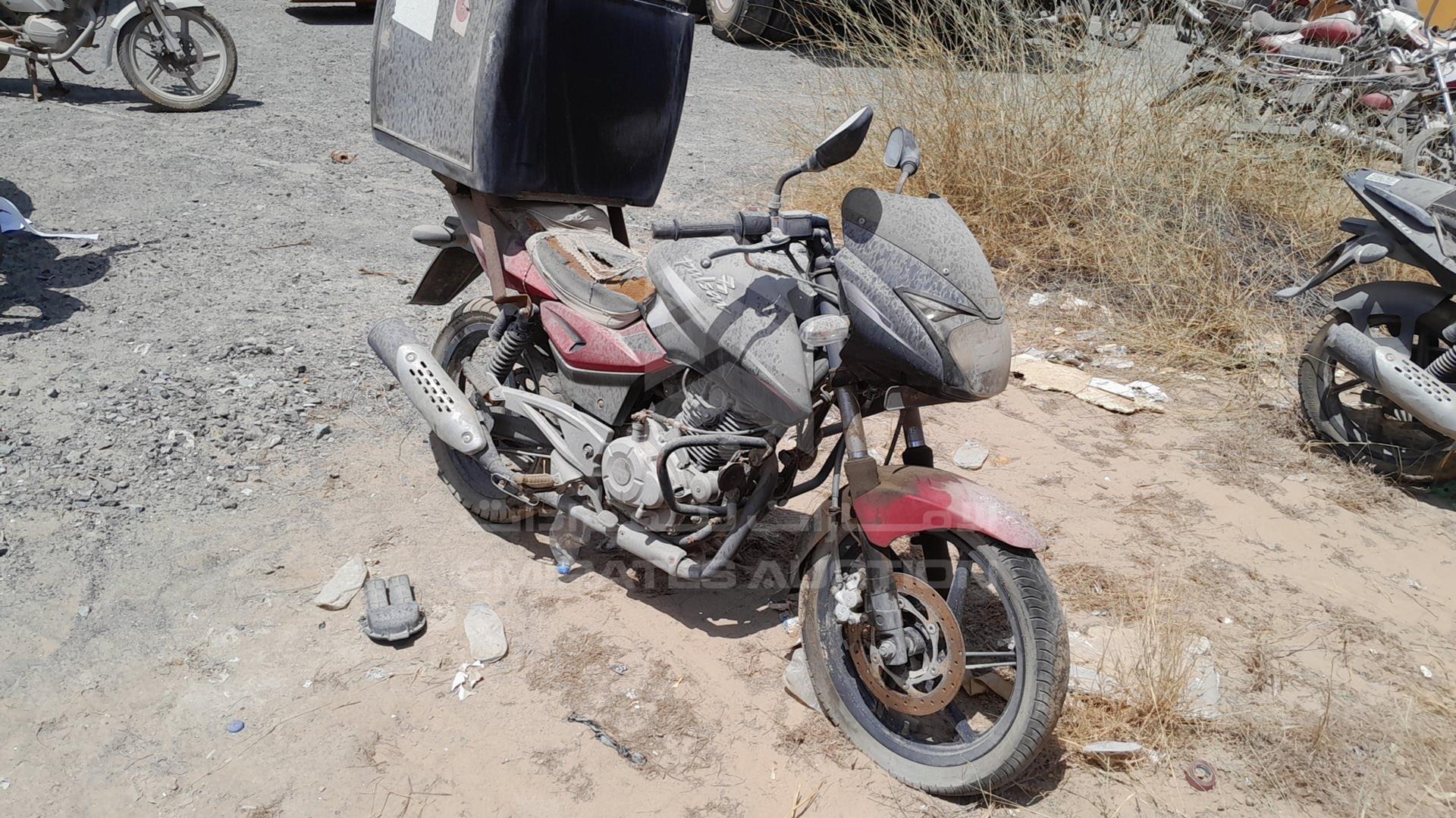 0 BAJAJ PULSAR VIN: MD2A12DZ8ECH54840