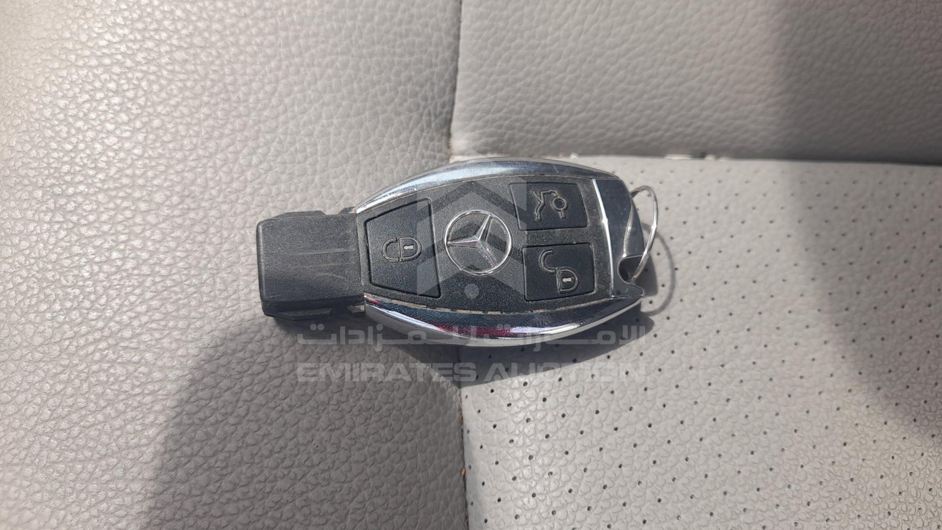 0 MERCEDES --- VIN: WDDHF5EB0AA247836
