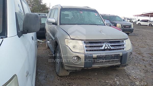 JMYLRV95WAJ704782 Mitsubishi Pajero