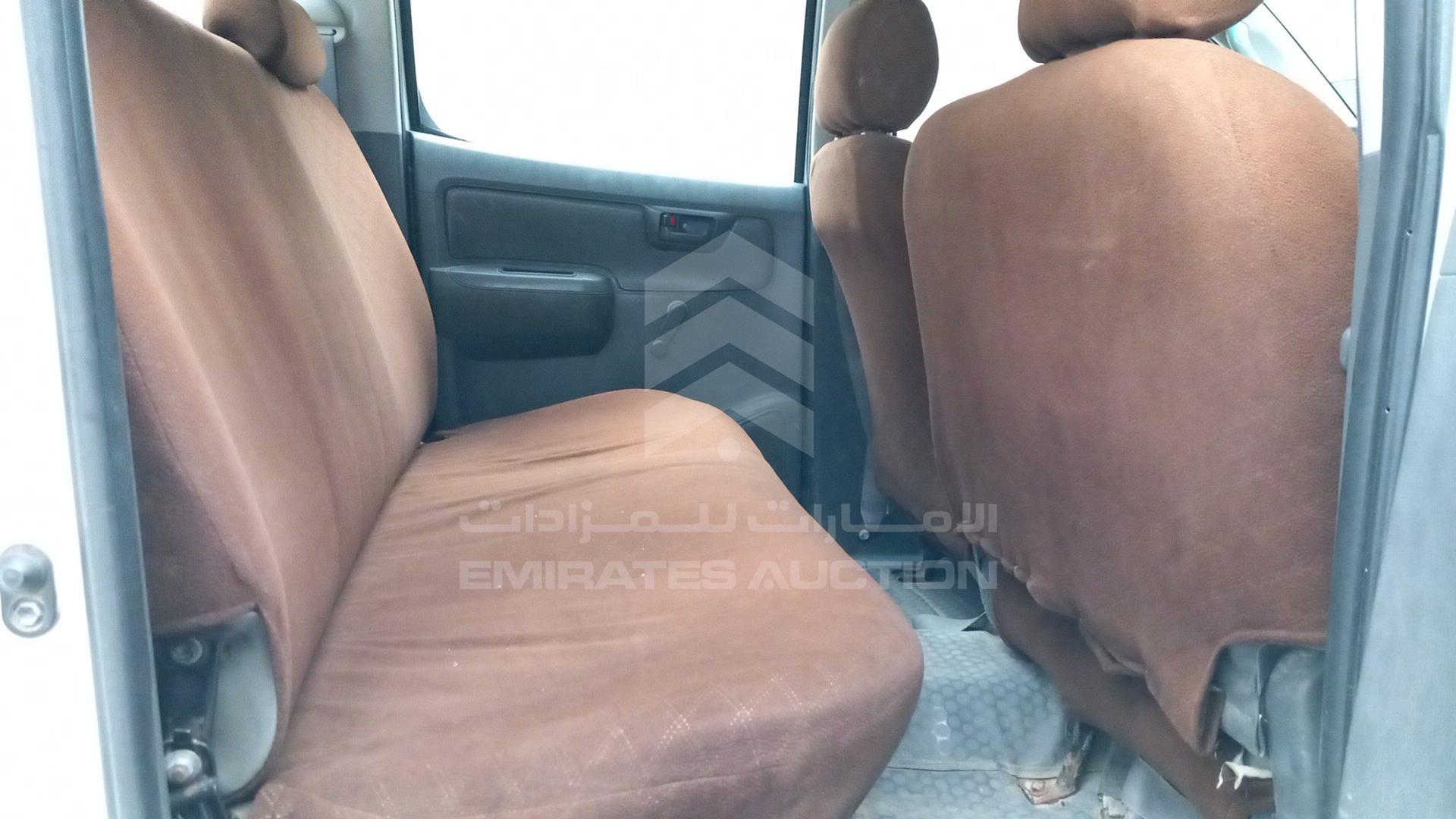 2015 TOYOTA HILUX VIN: MR0FX22G7F1437655