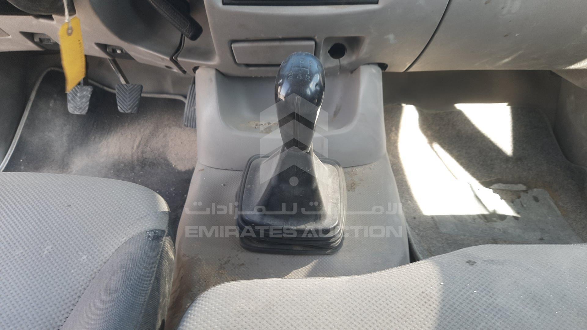 2010 MITSUBISHI L 200 VIN: MMBJNKA50AD031418