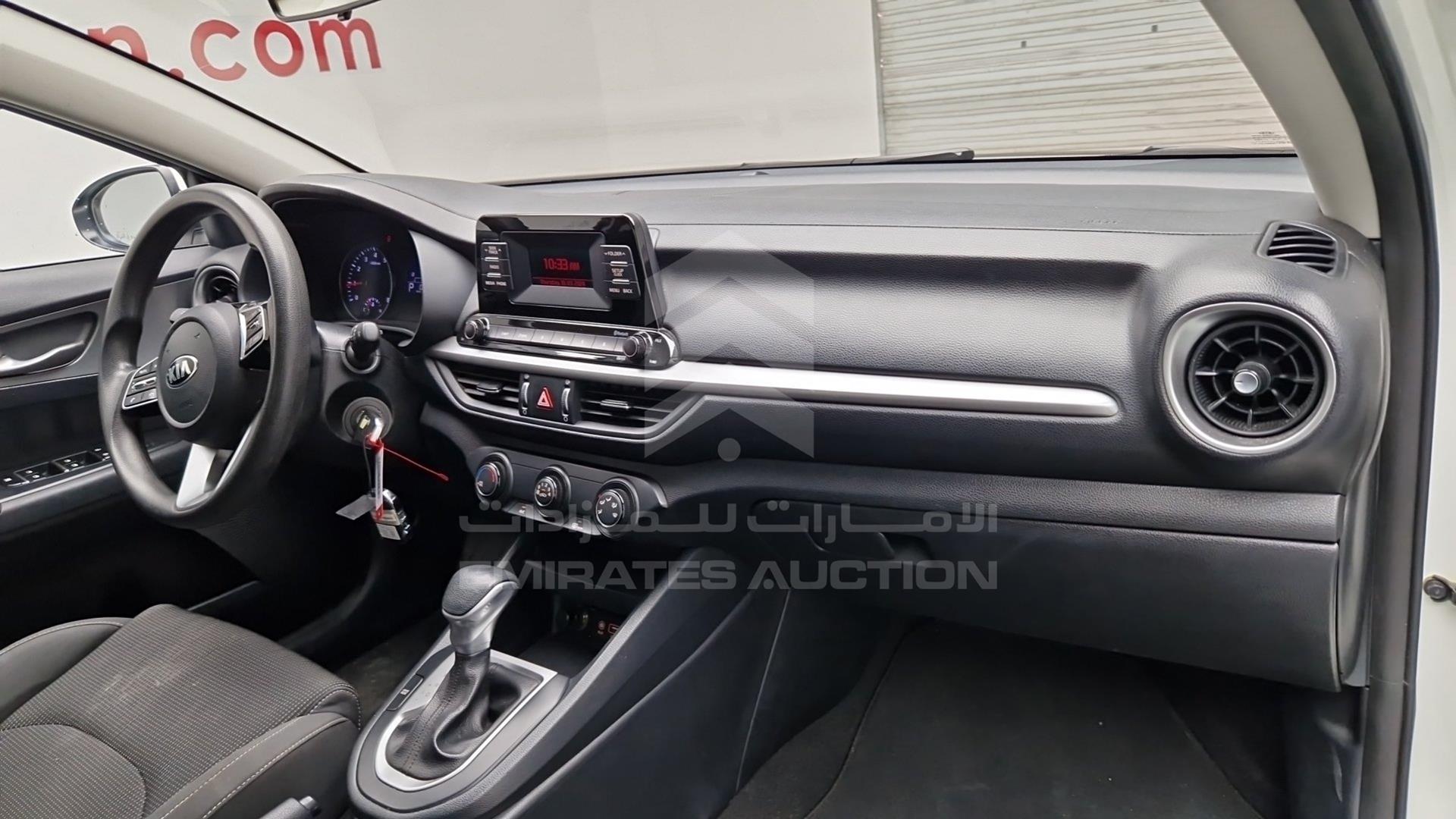 2020 KIA CERATO VIN: KNAF24166L5856938