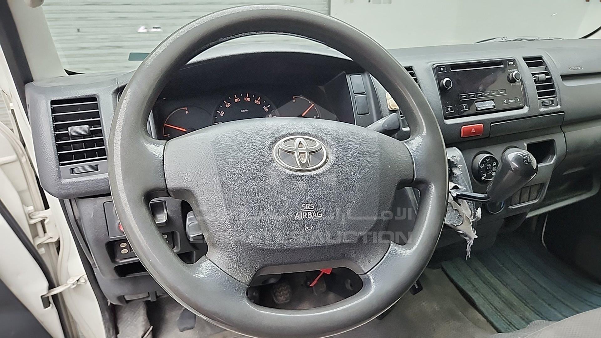 2015 TOYOTA HIACE VIN: JTFHX02PXF0098690