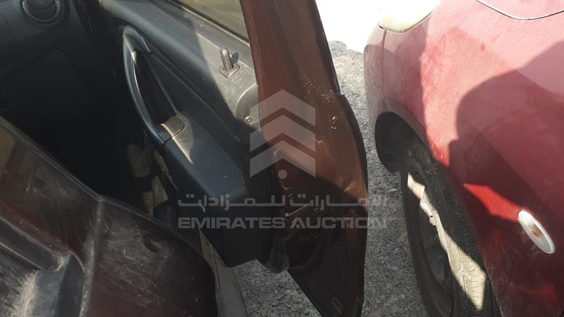 VF1HSRCA4FA515266 Auction: EmiratesAuction Lot: 408568 VF1HSRCA4FA515266 Renault Duster 2015 BROWN Photo 23