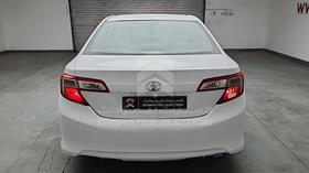 2013 Toyota Camry — Rear View — Photo 6 — Thumbnail