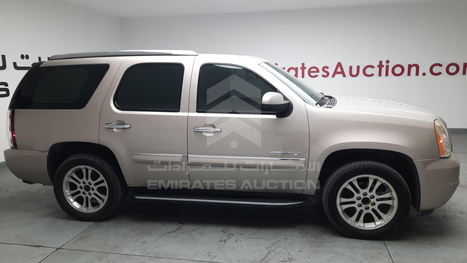 2007 GMC YUKON VIN: 1GKFK63877J309529