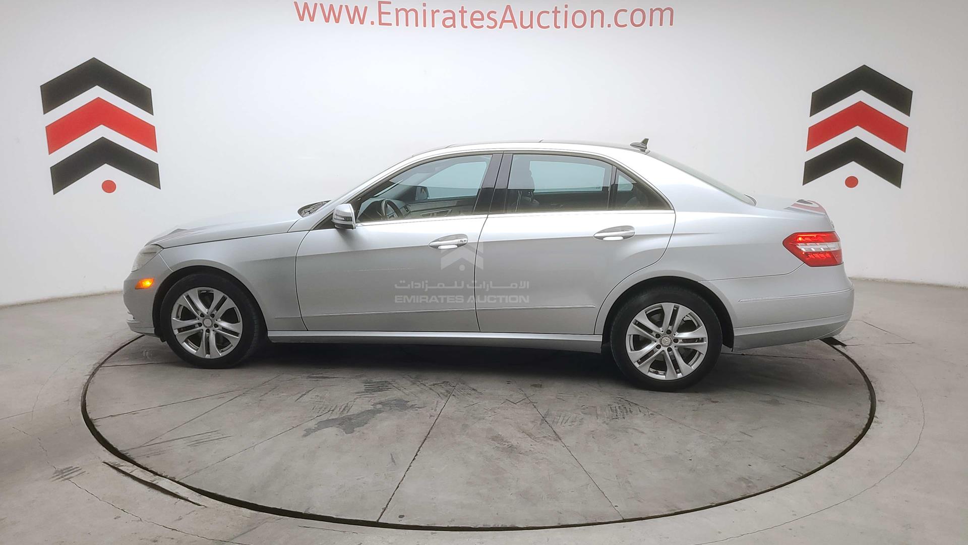 2011 MERCEDES E350 VIN: WDDHF8HB1BA303636