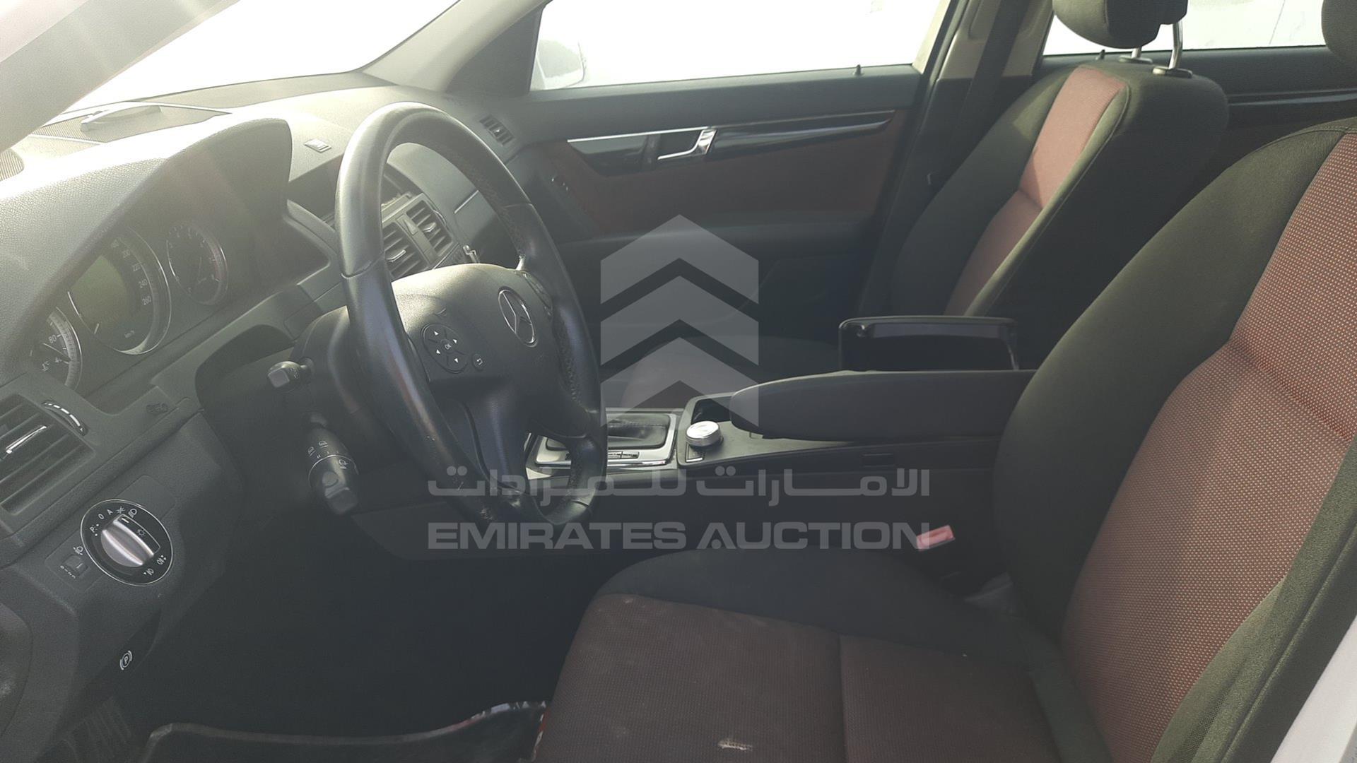 2010 MERCEDES C 180 VIN: WDDGF4KB0AA392501