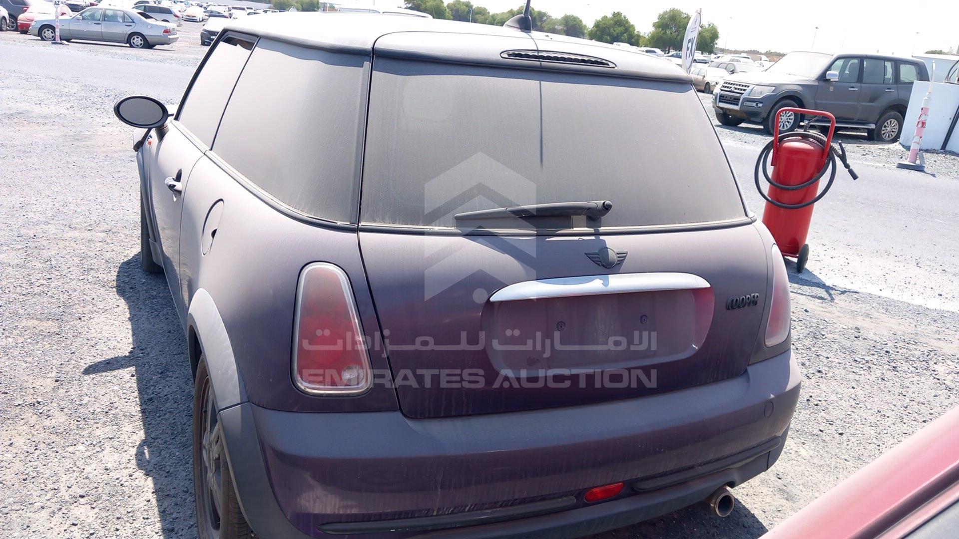 2006 MINI COOPER VIN: WMWRC31056TB99729
