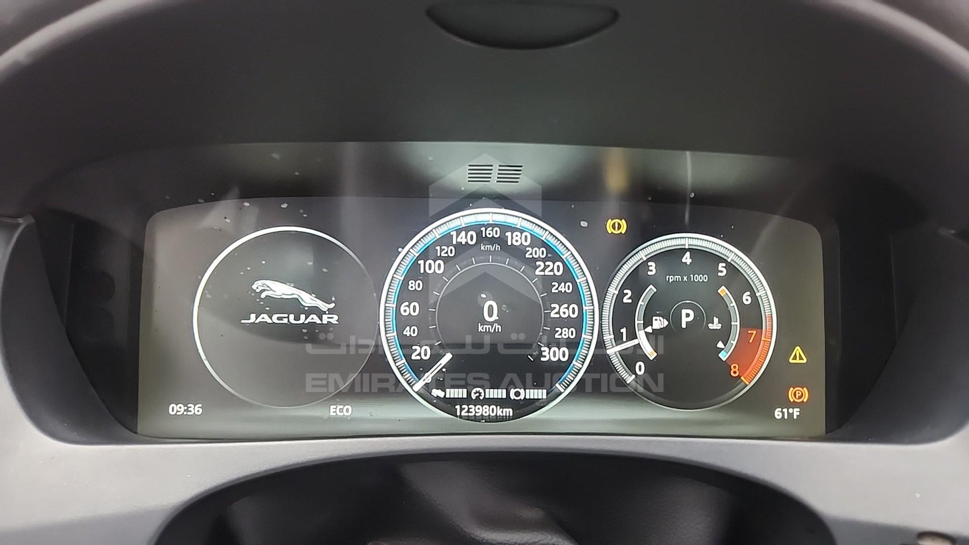 2017 JAGUAR F-PACE VIN: SADCA2BV7HA077179
