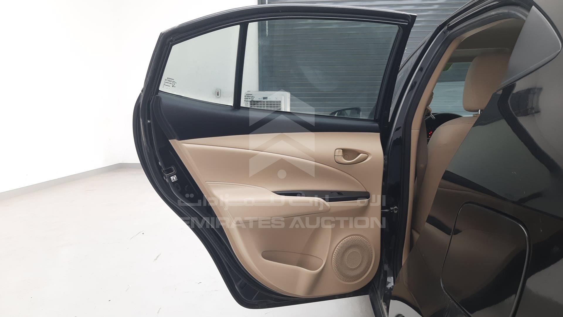 2019 TOYOTA YARIS VIN: MHFB29F33K2053361