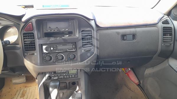 JMYLRV73W7J703458 Mitsubishi Pajero