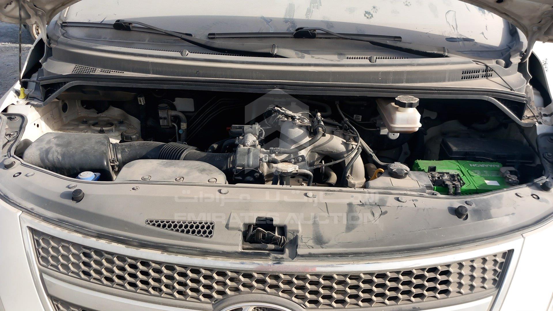 2016 HYUNDAI H1 VIN: KMJWA37RXGU725731