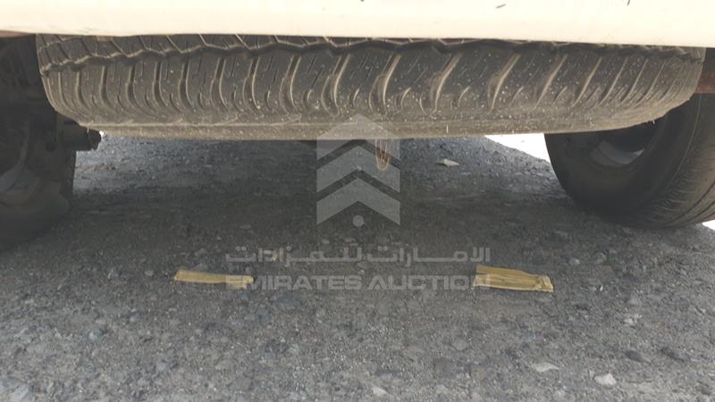 JTEBX9FJ7DK110252 Auction: EmiratesAuction Lot: 409139 JTEBX9FJ7DK110252 Toyota Land Cruiser Prado 2013 WHITE Photo 23