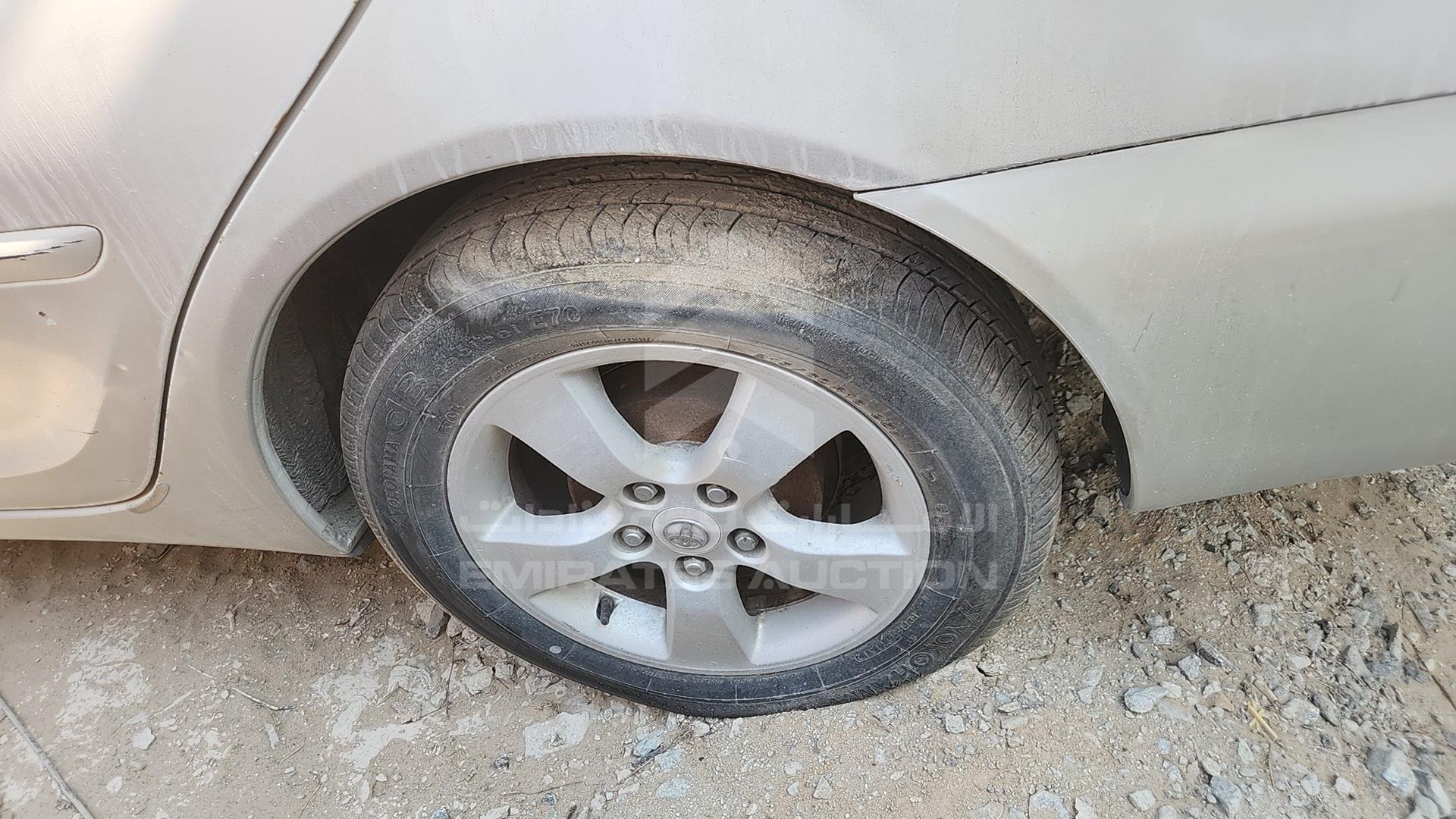 2004 TOYOTA CAMRY VIN: 4T1BE32K94U371615