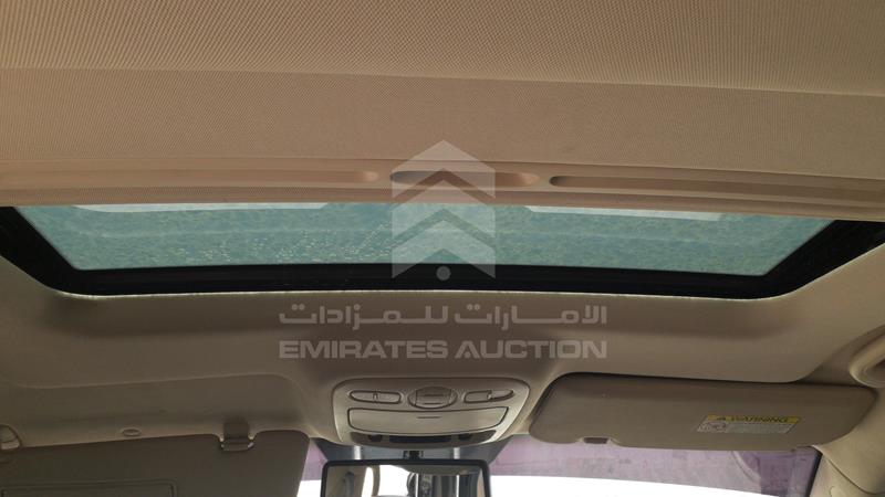 KNAMH817XF6582700 Auction: EmiratesAuction Lot: 405841 KNAMH817XF6582700 Kia Carnival 2015 GREY Photo 19