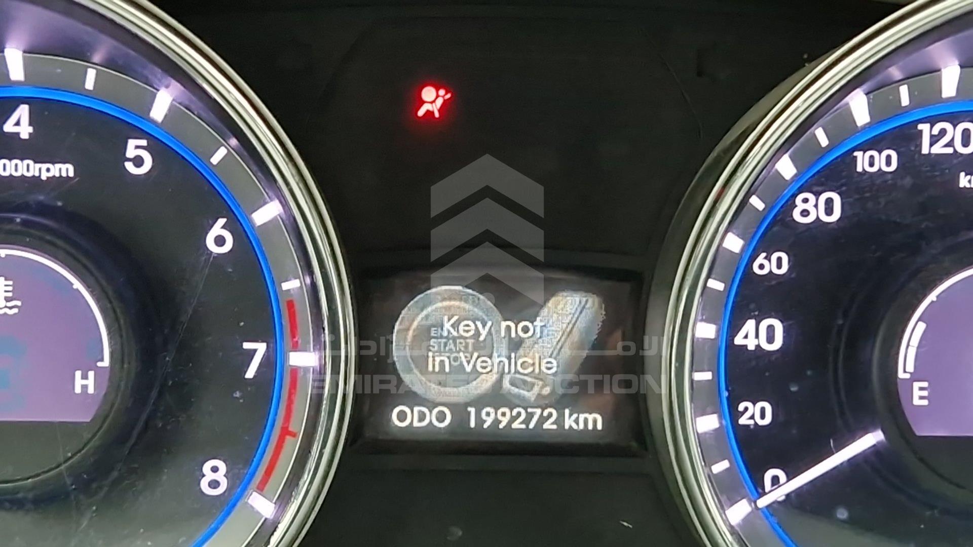 2012 HYUNDAI SONATA VIN: KMHEC41C2CA388372