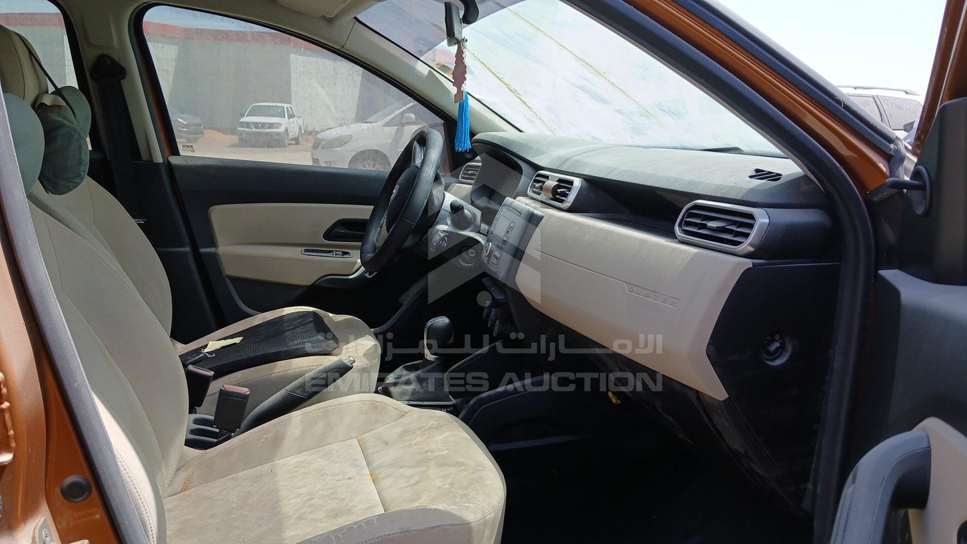 2020 RENAULT DUSTER VIN: VF1HSRMX1LA564178
