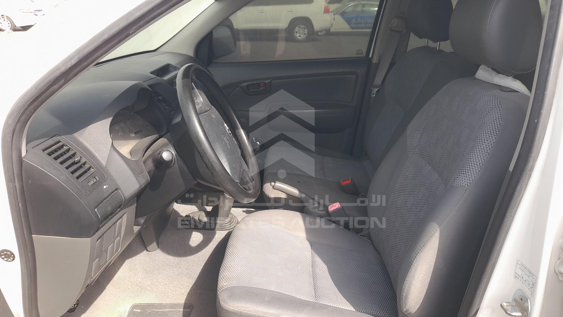 2014 TOYOTA HILUX VIN: MR0EX12G0E2347200