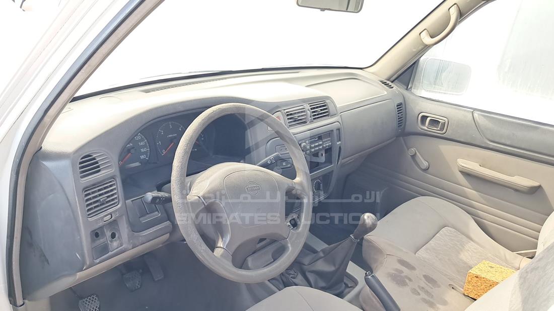 نيسان 2003 — زاوية الواجهة الكاملة — صورة 14