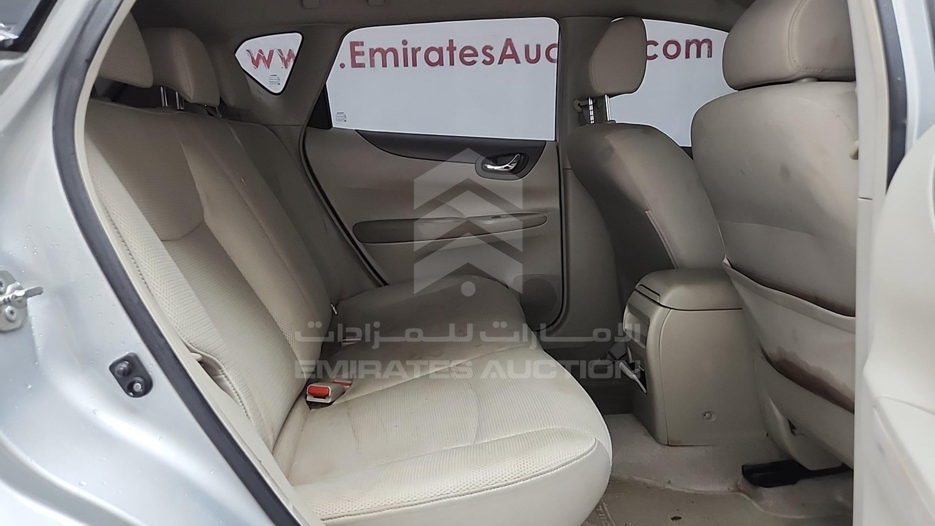 2016 NISSAN TIIDA VIN: MNTBC2C93G6010270