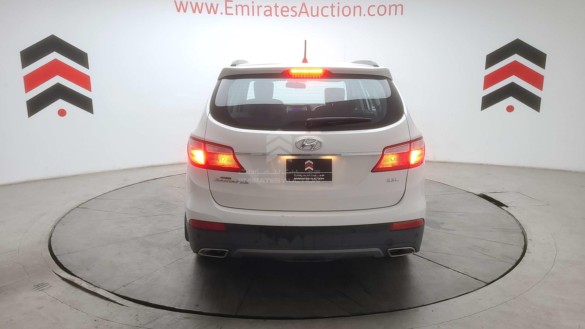 2014 HYUNDAI SANTA FE VIN: KMHSM81E6EU050192