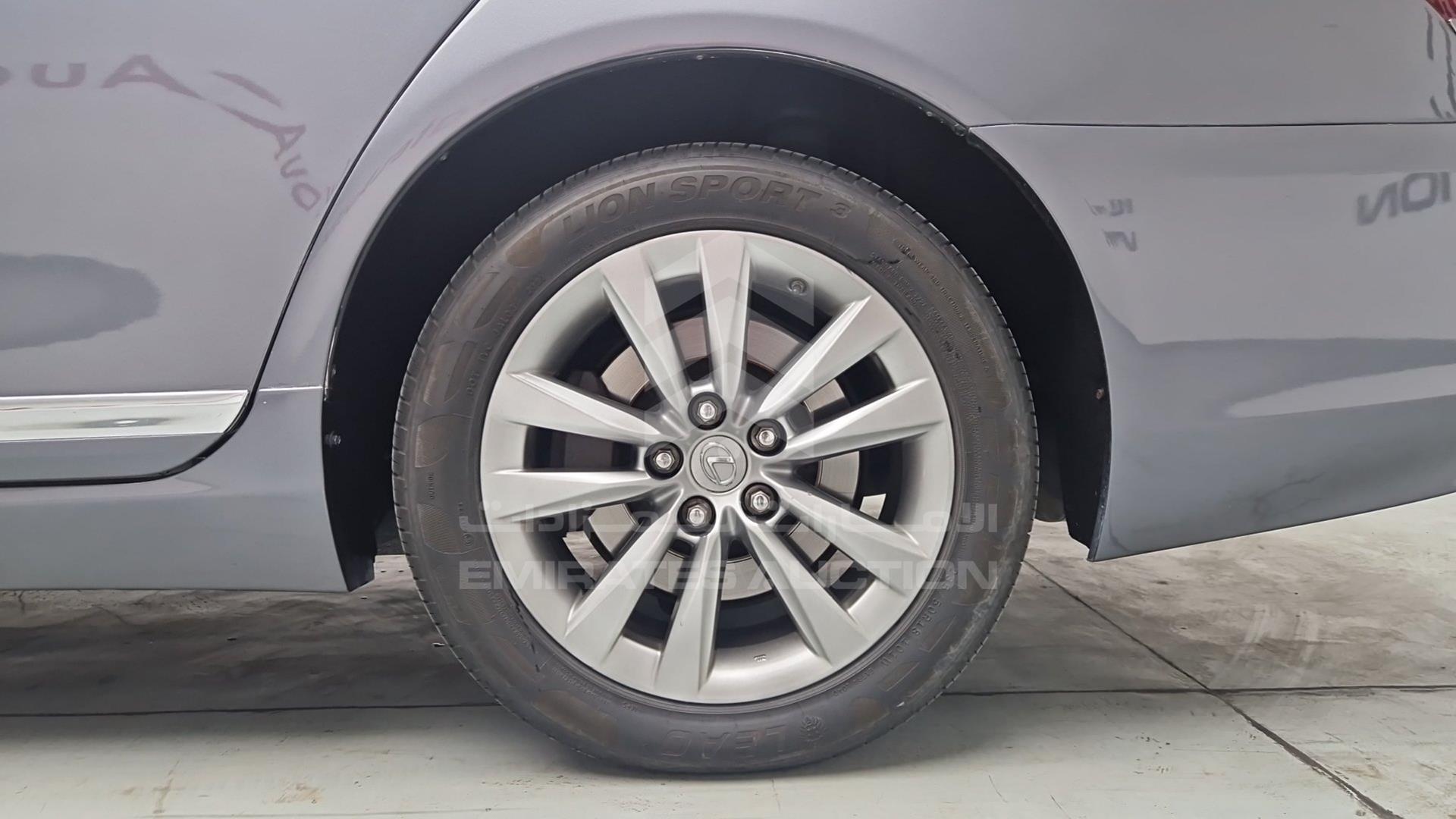 2013 LEXUS LS 460 VIN: JTHCL1EFXD5016138