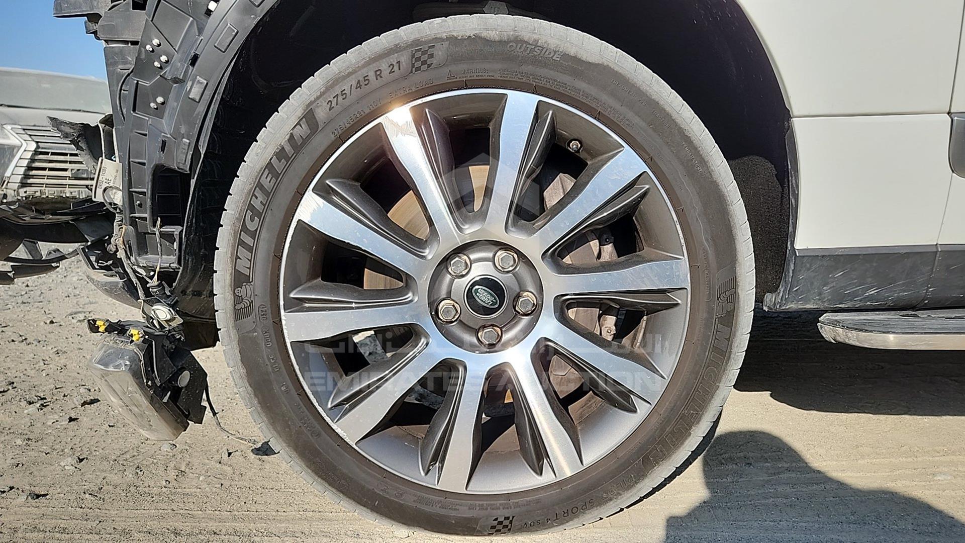 2015 RANGE ROVER VOGUE VIN: SALGA2EF8FA203086