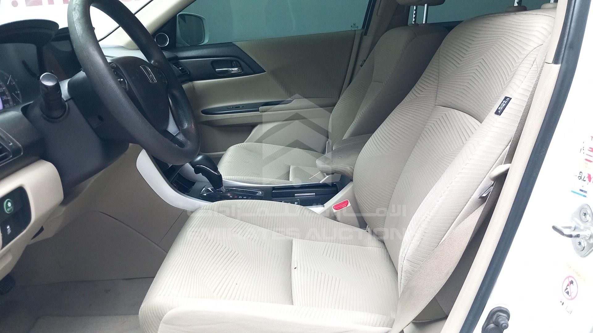 2015 HONDA ACCORD VIN: LUCCR2621F3401728