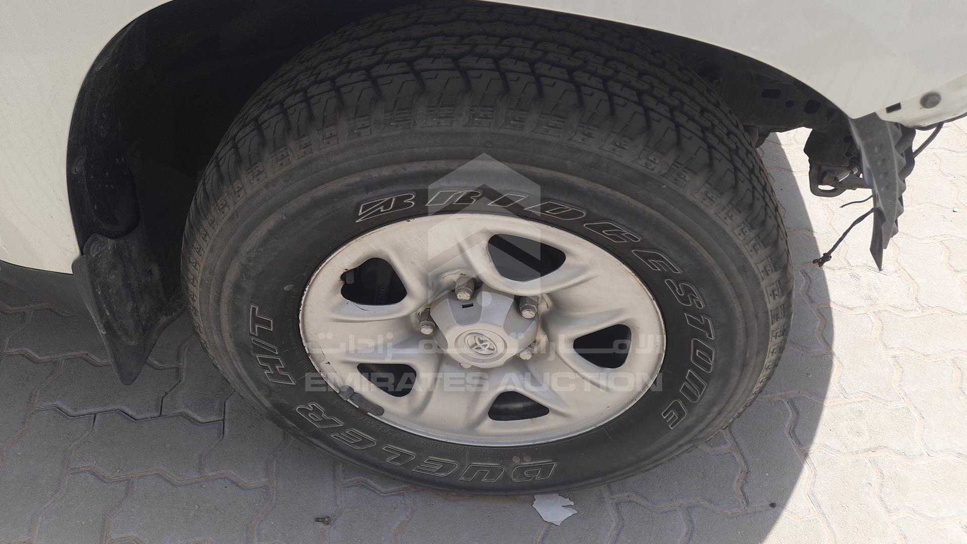 2013 TOYOTA LAND CRUISER VIN: JTMDU09JXD5066033