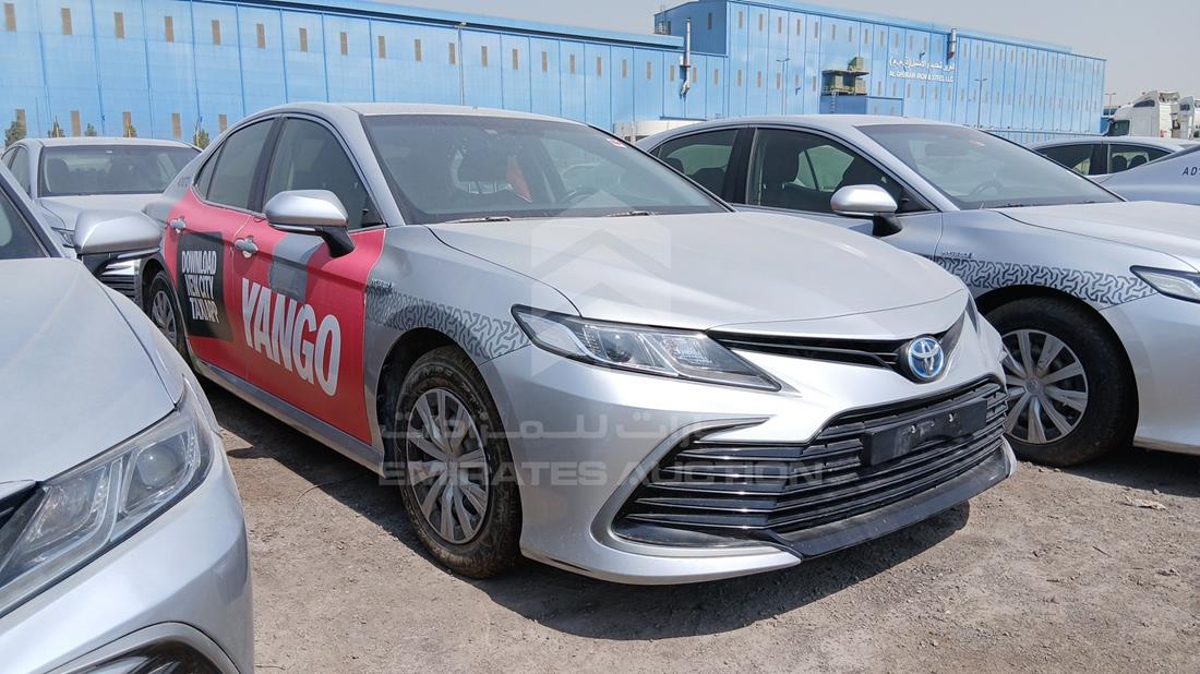 2024 Toyota Camry — Front Right Angle — Photo 9