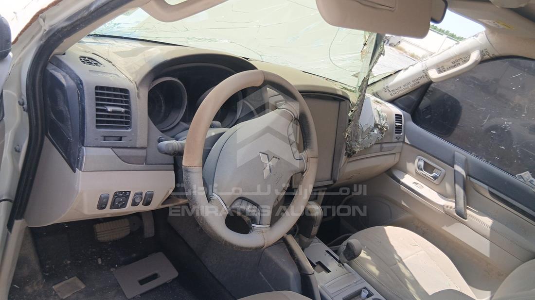 2017 Mitsubishi Pajero — Front Left Driver Dashboard View — Photo 10