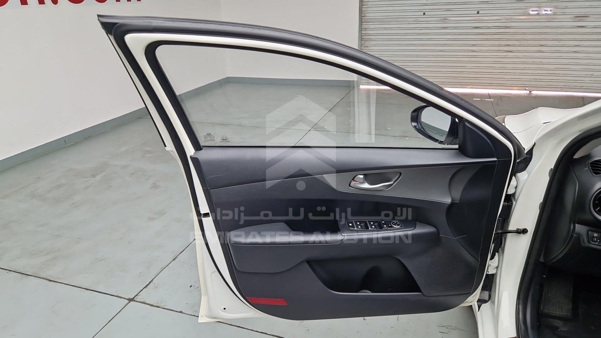 2020 KIA CERATO VIN: KNAF24166L5856938
