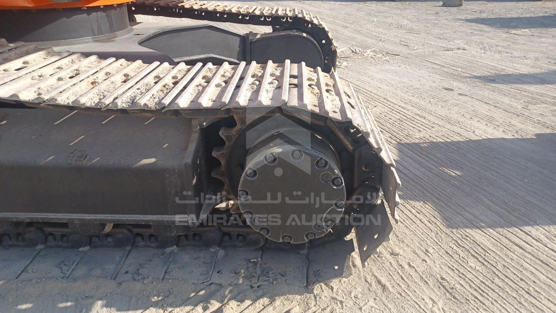 2015 HITACHI EXCAVATOR VIN: HHEAYK00C00100545