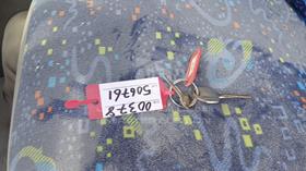 2014 Isuzu NMR — Keys — Photo 4 — Thumbnail