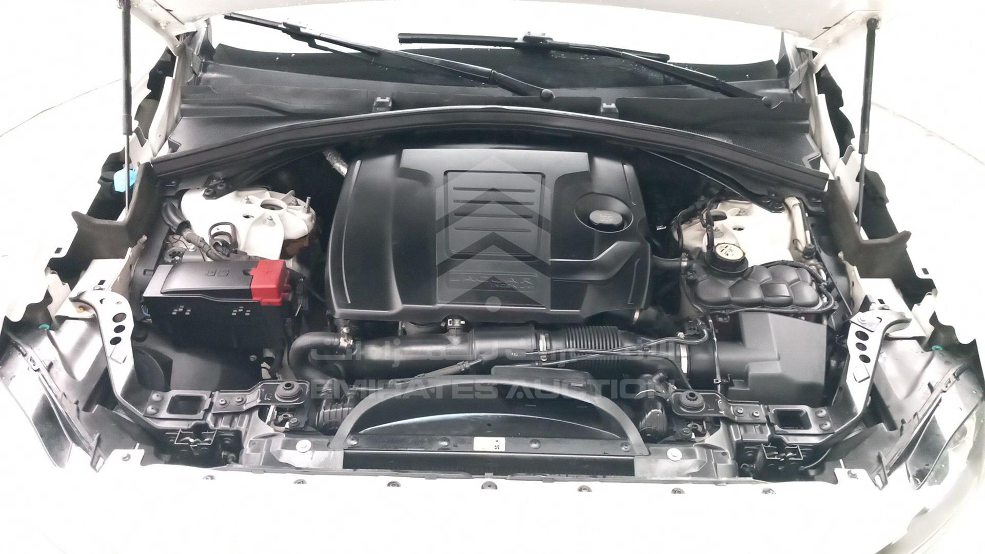 2018 JAGUAR F-PACE VIN: SADCA2BX6JA277882