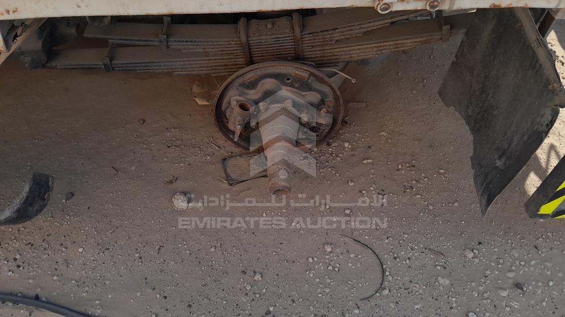 2015 Isuzu Pick up — Rear Left Tyre — Photo 26