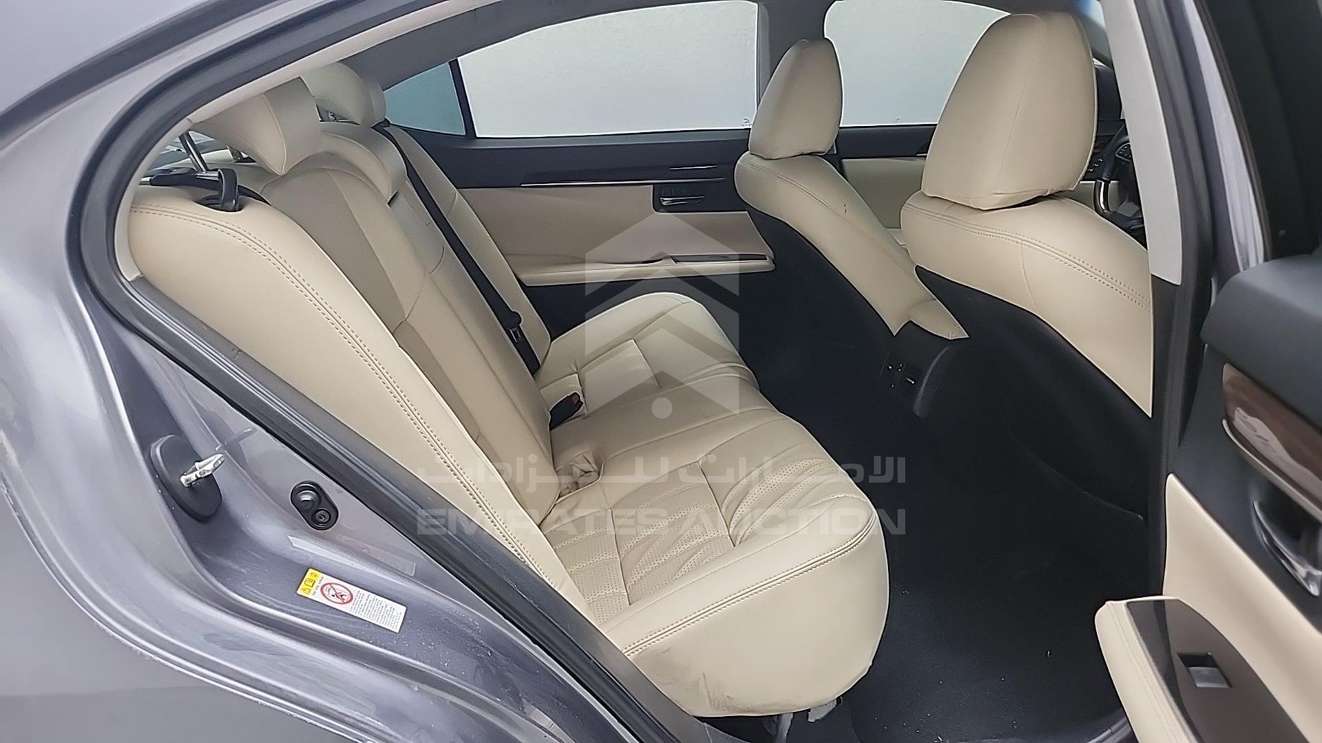 2016 LEXUS ES 350 VIN: 58ABK1GG0GU018260