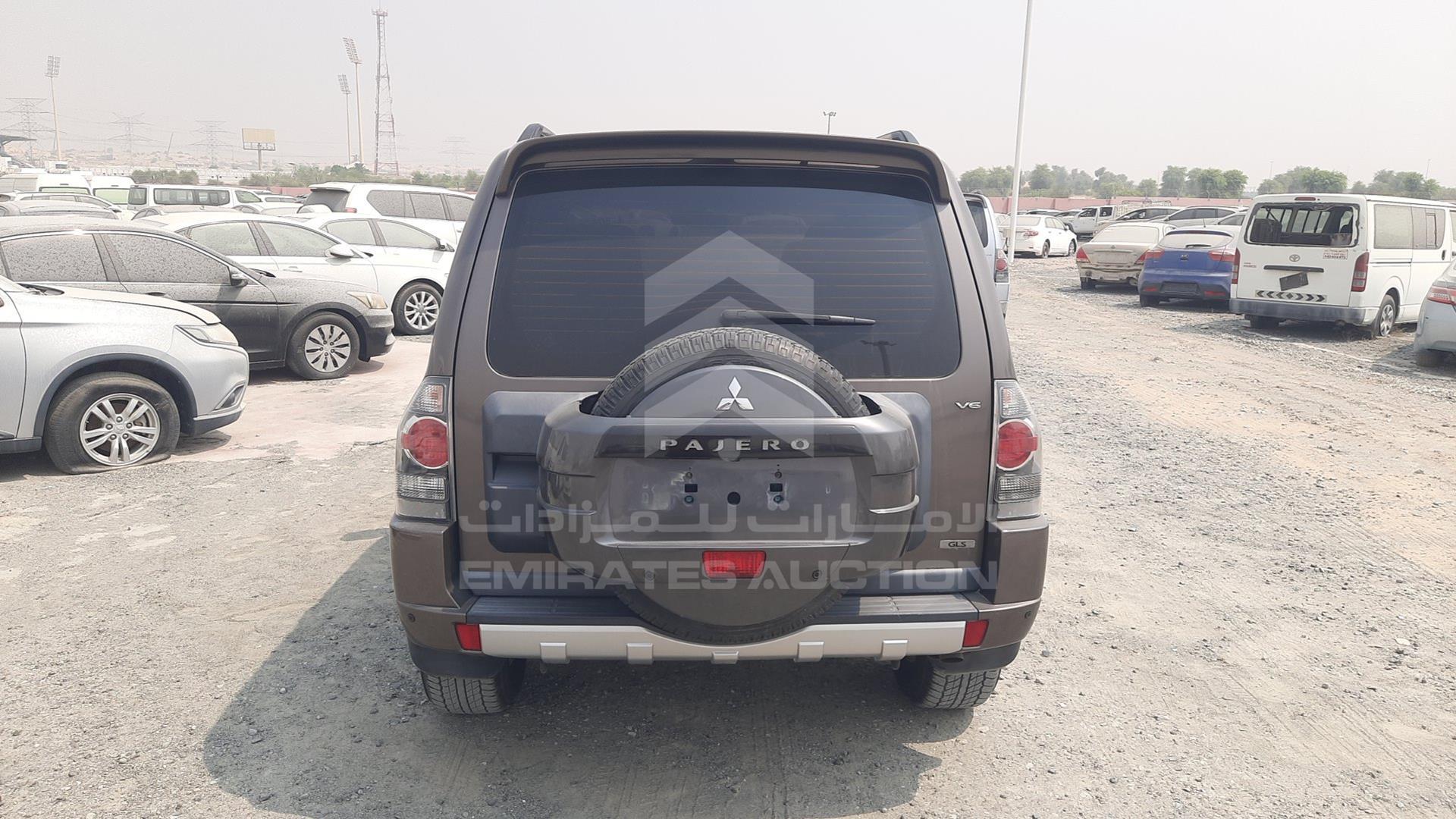 2016 MITSUBISHI PAJERO VIN: JMYMRV85WGJ725010