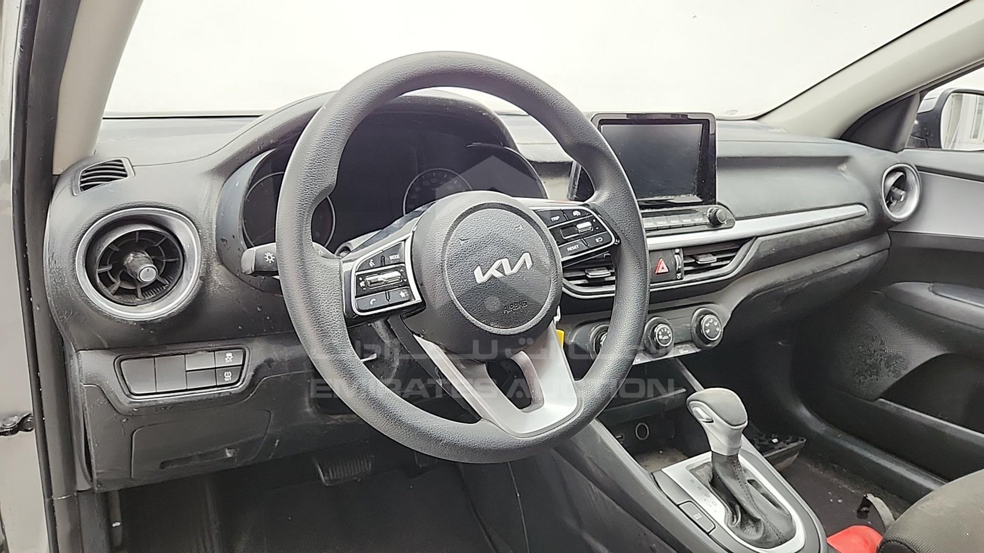 2022 KIA CERATO VIN: KNAF24164N5937357